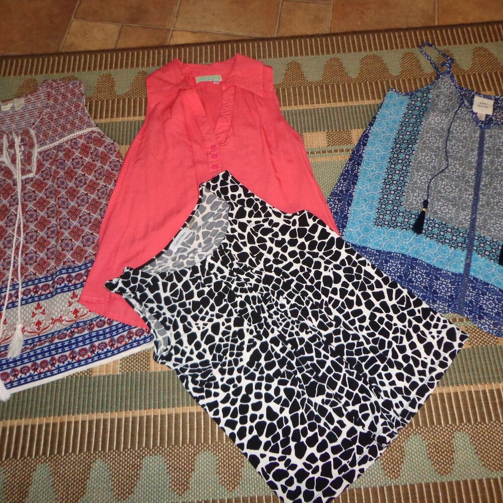 Lot of 4 Various Summer Tops Size XS
